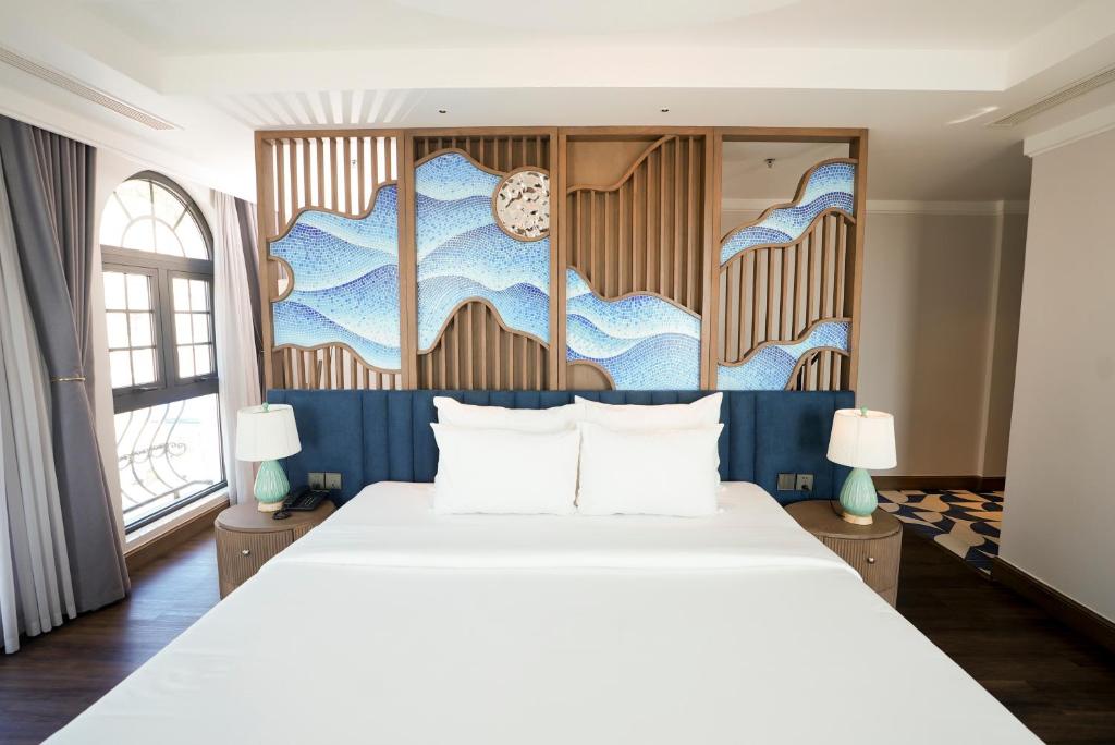 The Moon Boutique Hotel Cat Ba - 16