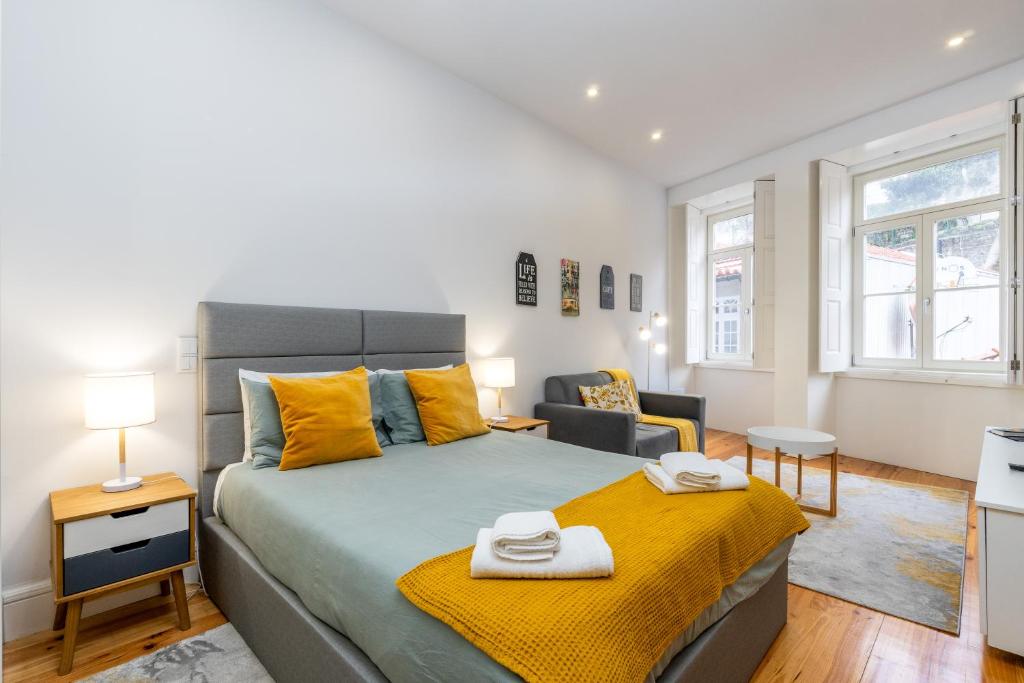 A Window to Porto - Apartment by the River