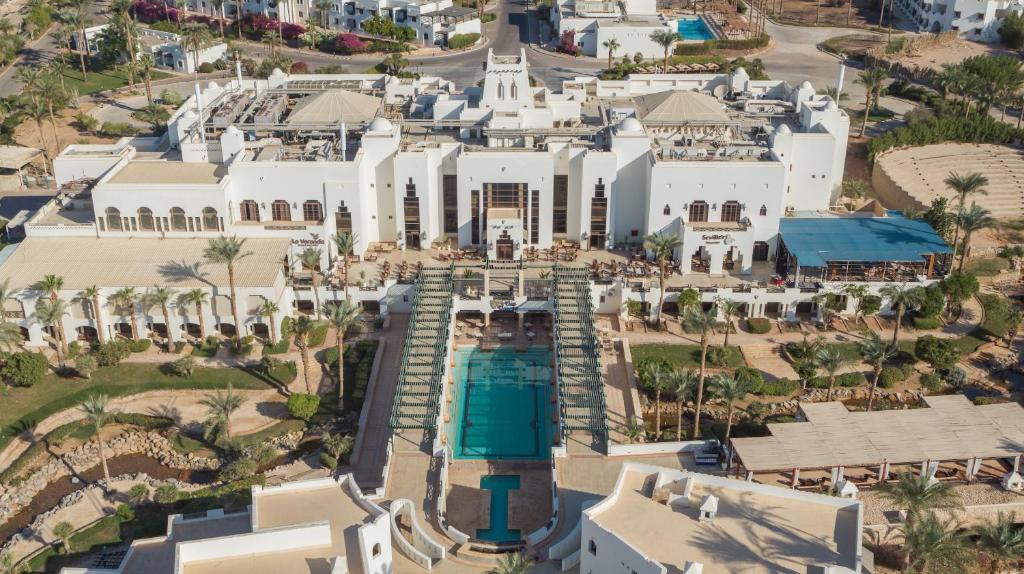 Bazén v ubytování Sharm Resort nebo v jeho okolí