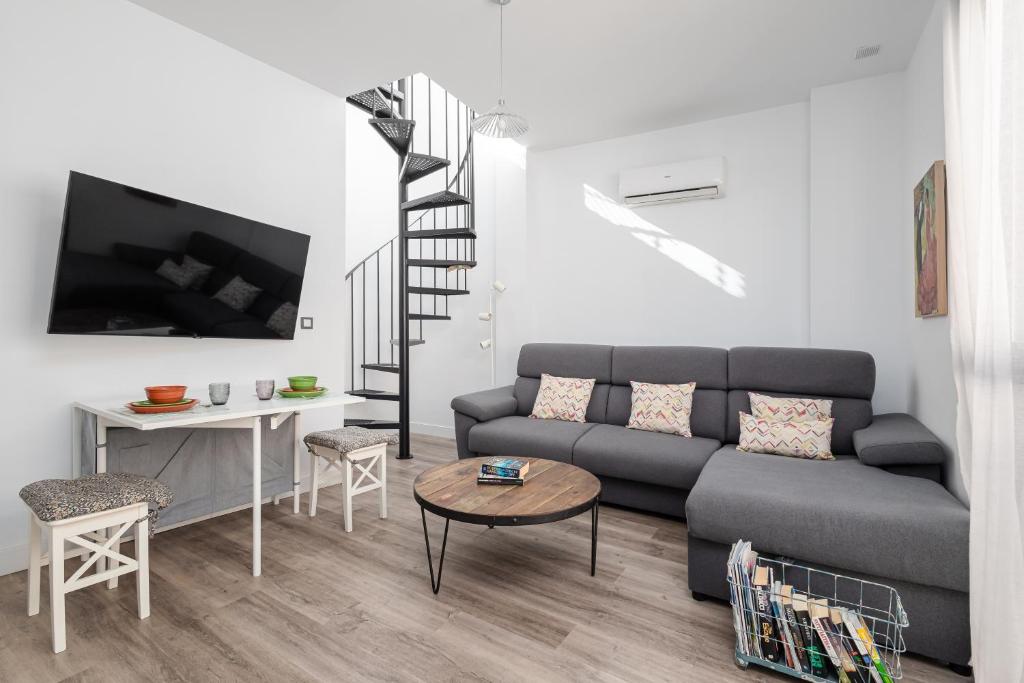 Historic Centre + Rooftop + Parking - 11