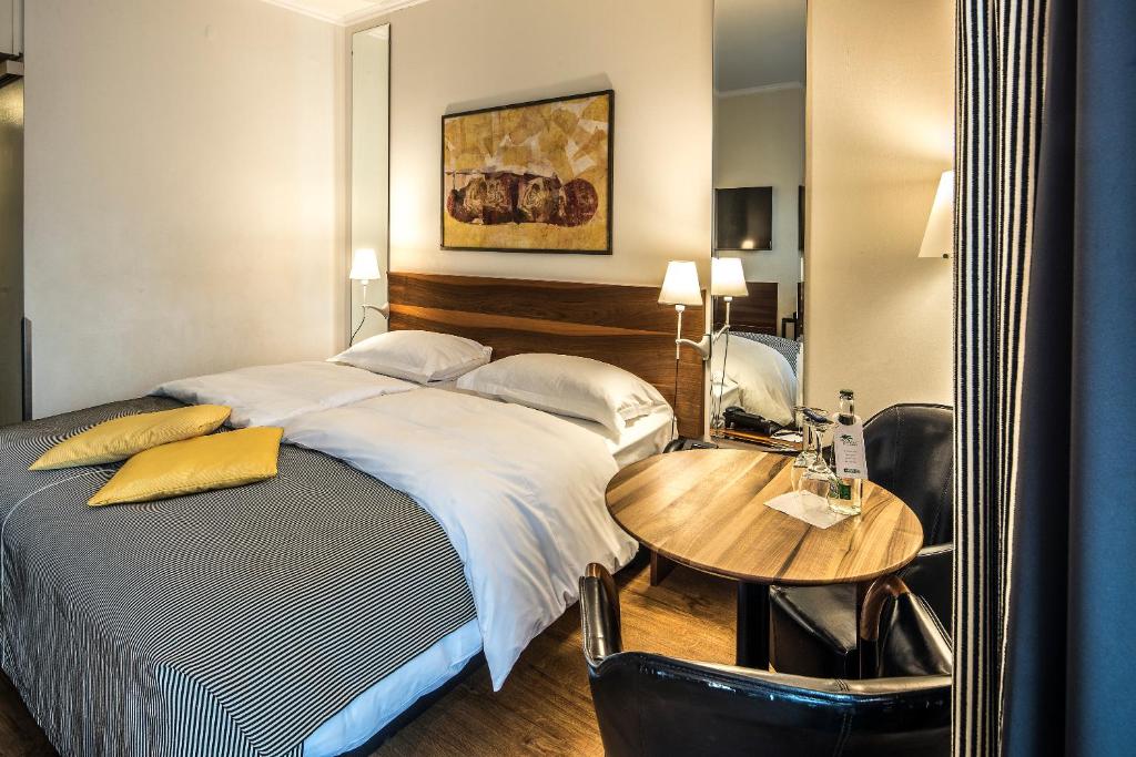 Central Plaza - Resim 2