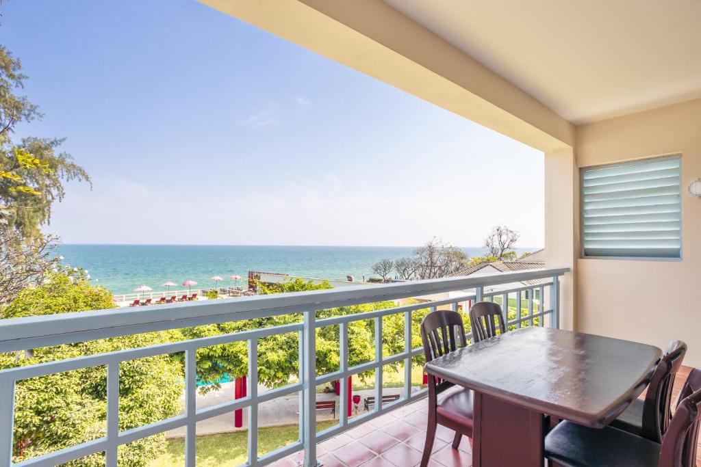 
Ocean View Duplex
