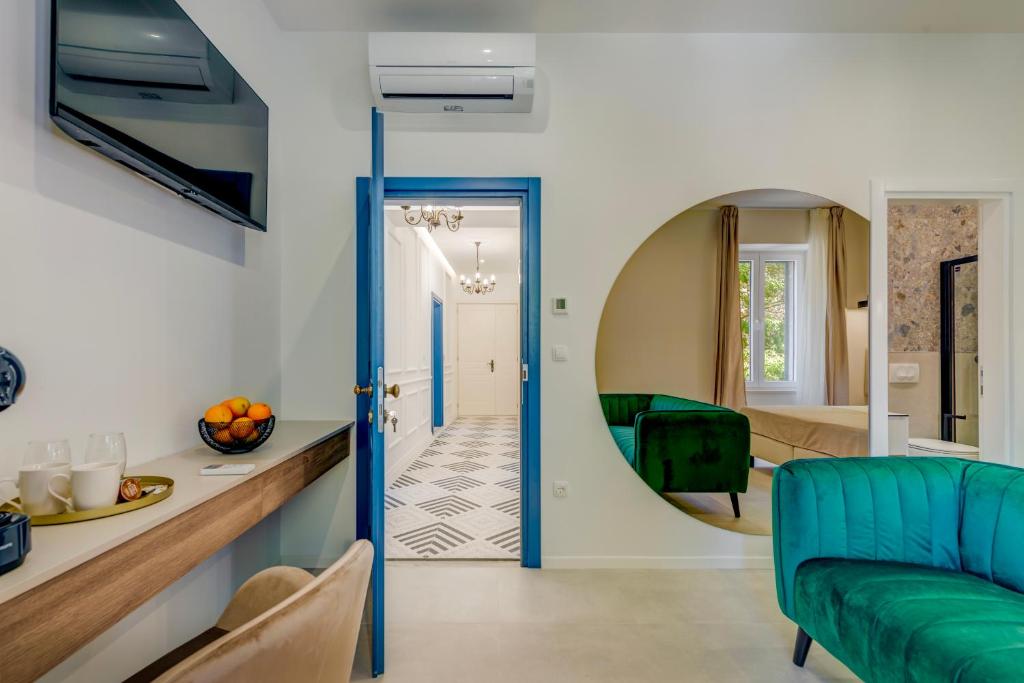 Posezení v ubytování 48 Rooms Split
