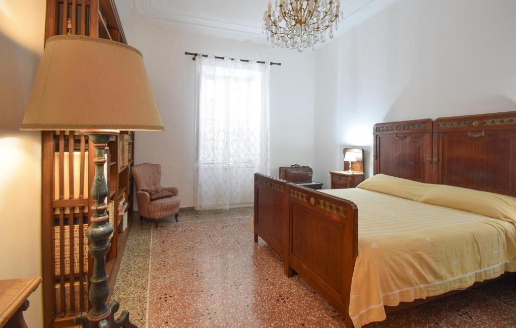 Posteľ alebo postele v izbe v ubytovaní Stunning Apartment In Roma With Wifi