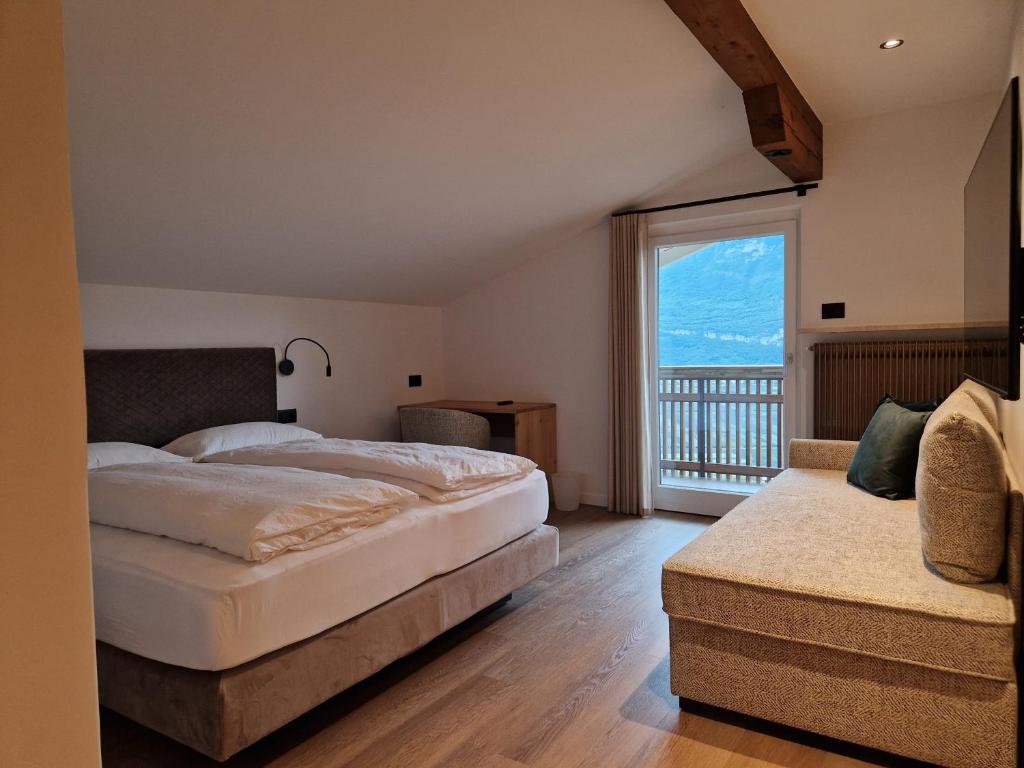 Pomella's Guesthouse