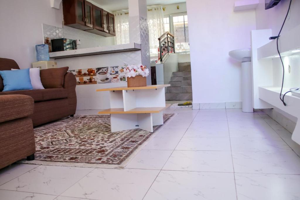 Χώρος καθιστικού στο Ella homes