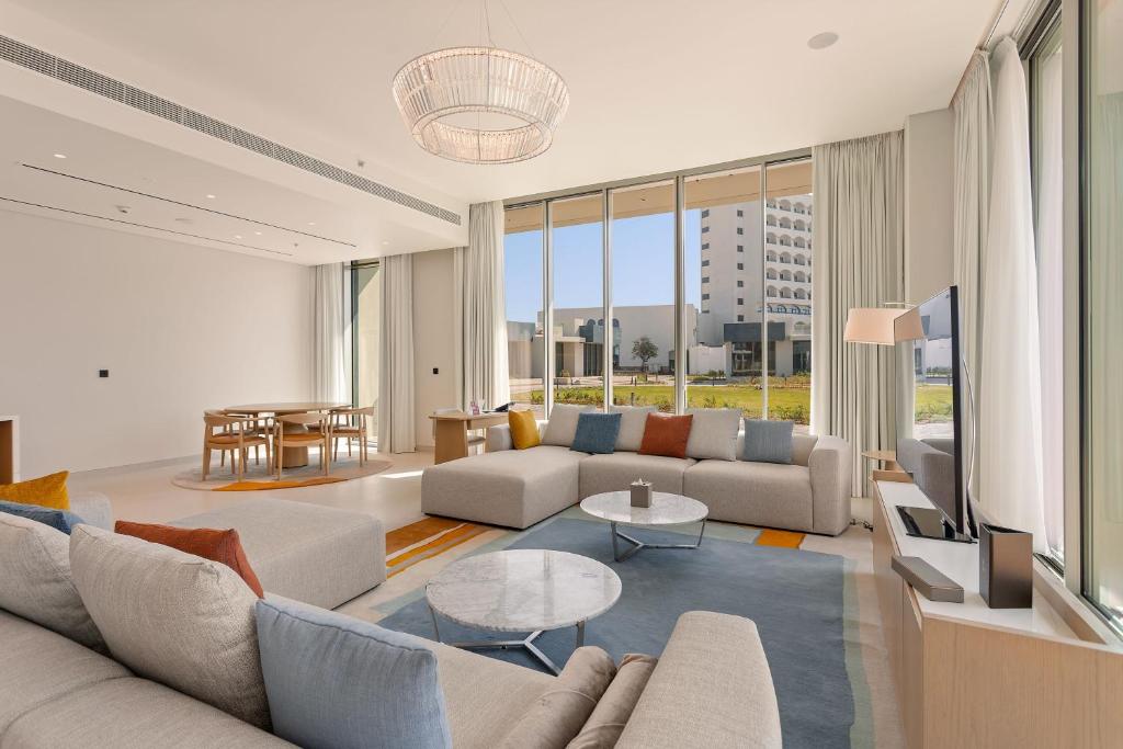 Posezení v ubytování Ajman Hotel & Villas by Blazon Hotels