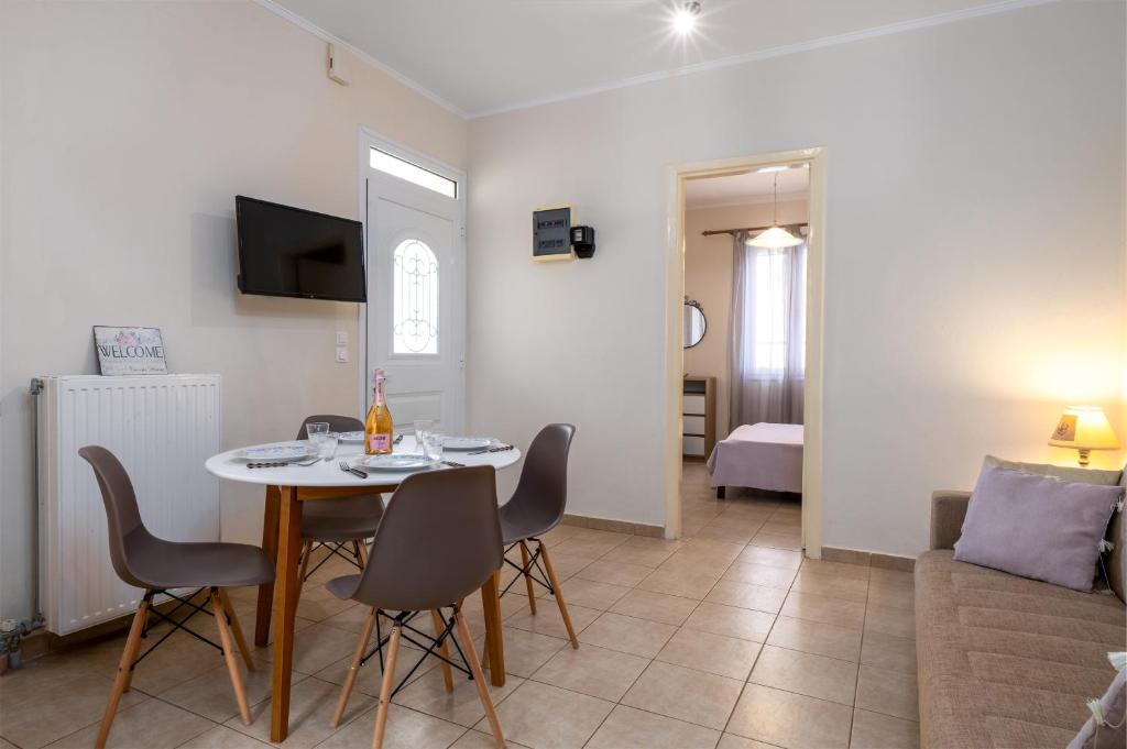TV a/nebo společenská místnost v ubytování Adonino Apartment