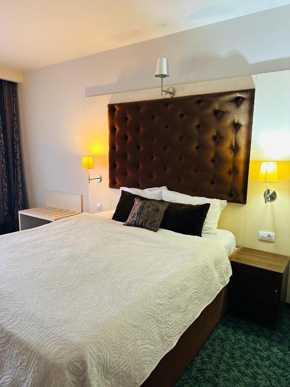 Hotel Plaza - Resim 16