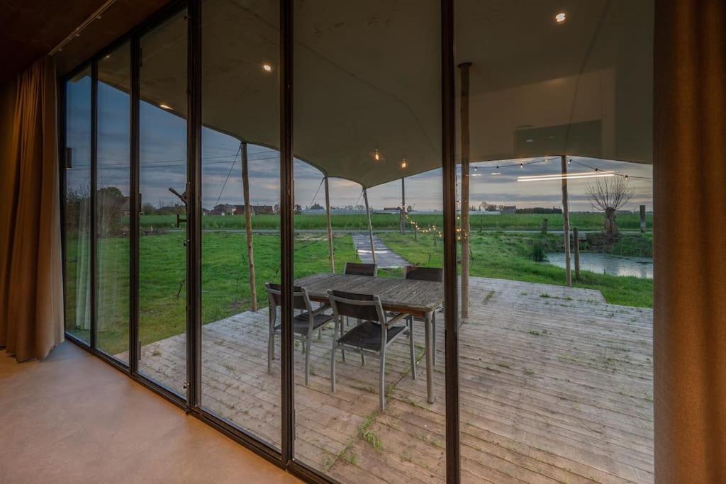 Fotografie z fotogalerie ubytování Tiny House 't klein geluk dichtbij Brugge met fiets' v destinaci Wingene