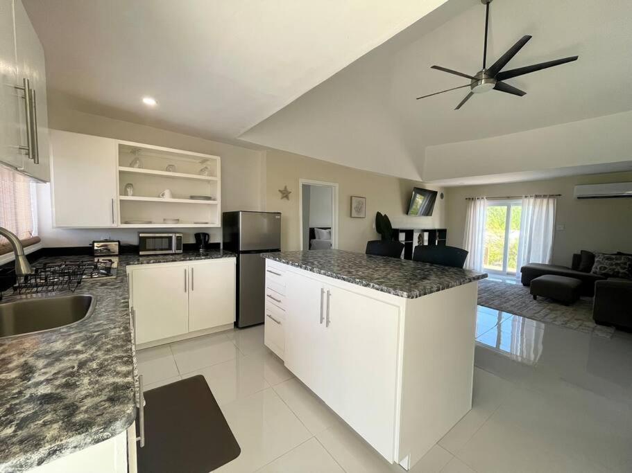 Gallery image of Ocean Breeze Villas Exuma in Moss Town