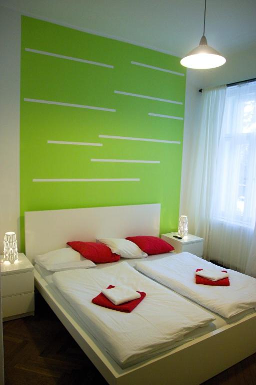 Postel nebo postele na pokoji v ubytování Budget Apartment