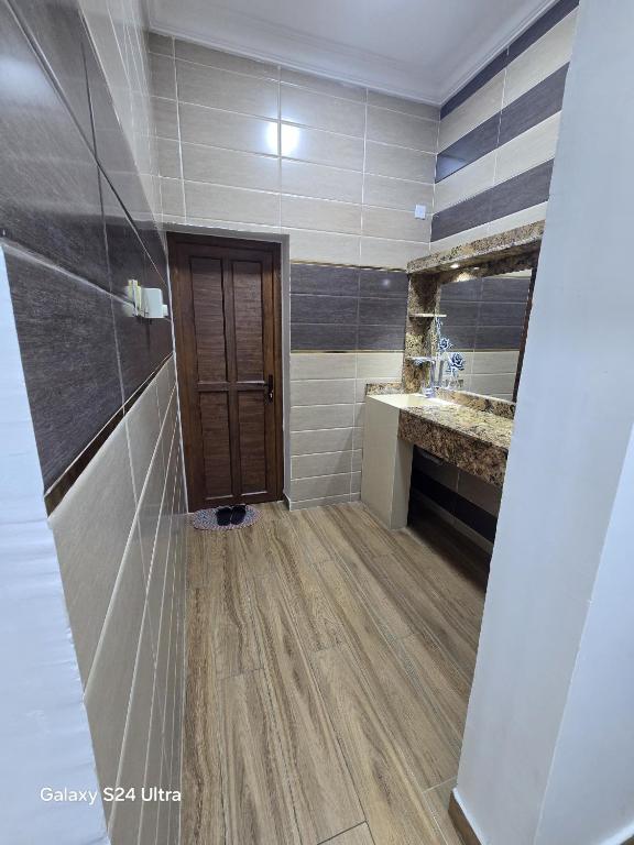 Kuchyň nebo kuchyňský kout v ubytování Dar Al Salaam Hospitality House