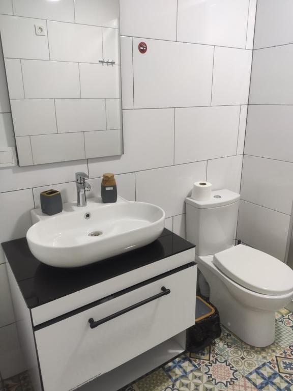 Koupelna v ubytování Family Нotel Banuri