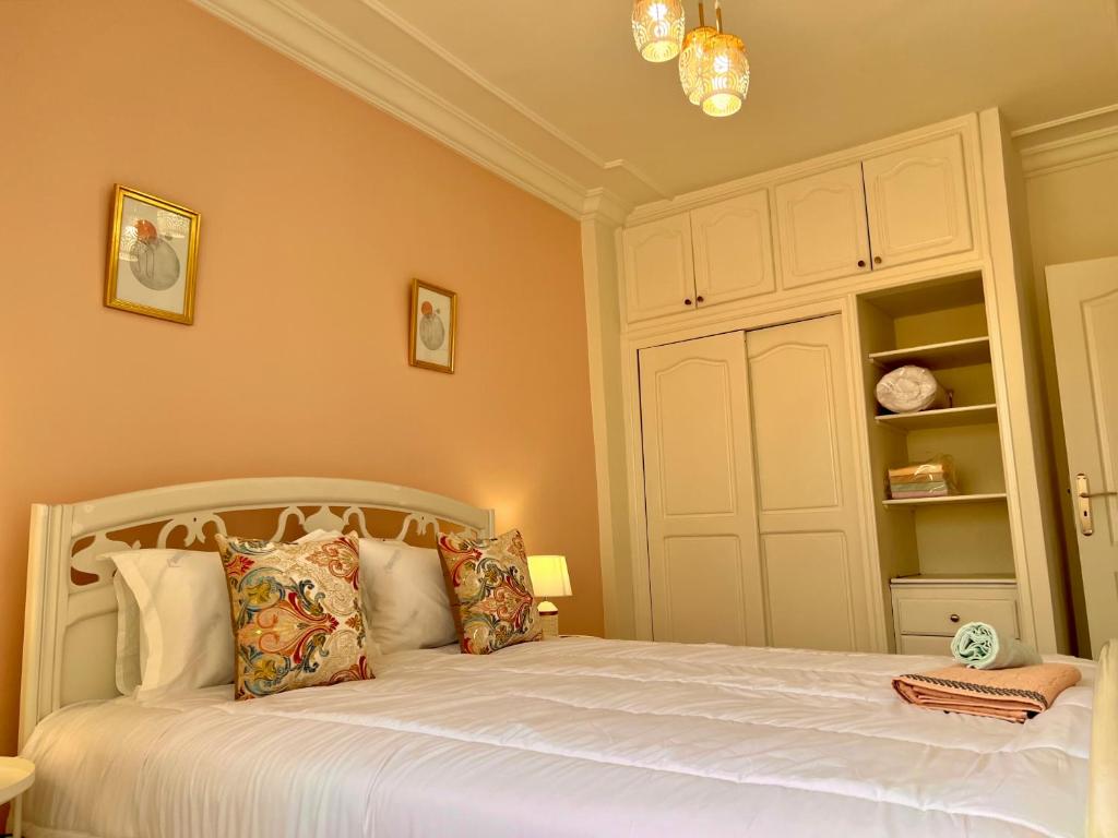 Postel nebo postele na pokoji v ubytování Appartement Central Rabat Tour Hassan