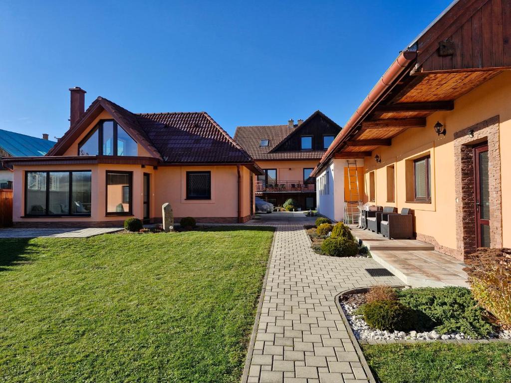 Budova, kde se apartmán nachází