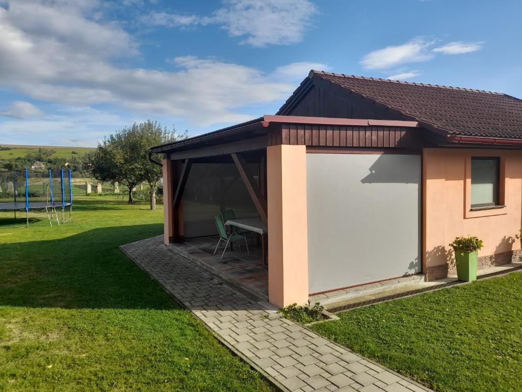 Budova, kde se apartmán nachází