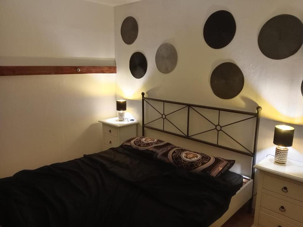 Postel nebo postele na pokoji v ubytování Chalet cima 12 Valle di Sella