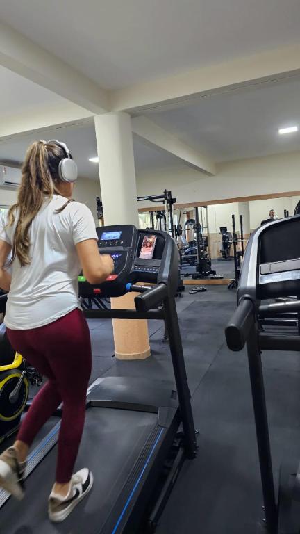Fitness centrum a/nebo fitness zařízení v ubytování JL Temporadas - Quarto Portobello Park Hotel