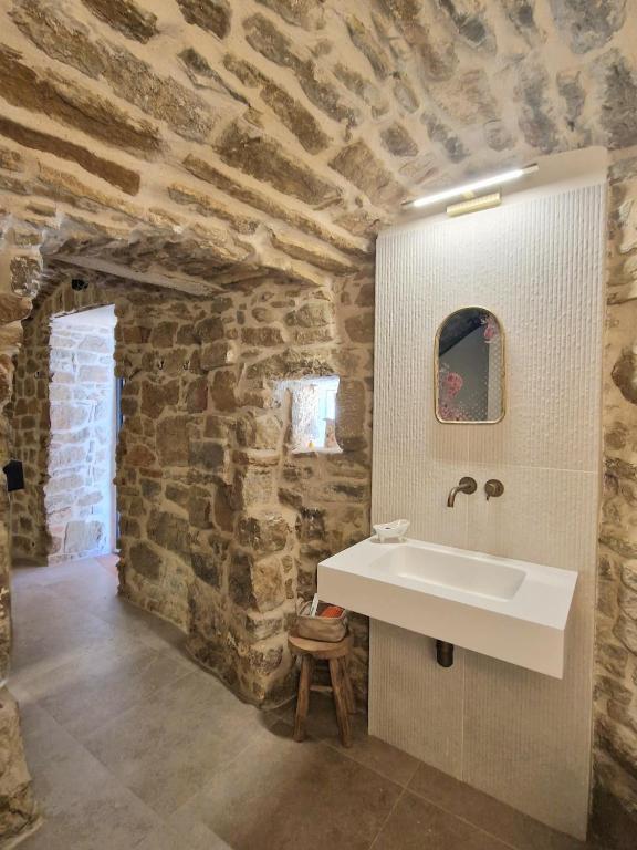 Koupelna v ubytování Casa Rural Cal Roseto con jacuzzi
