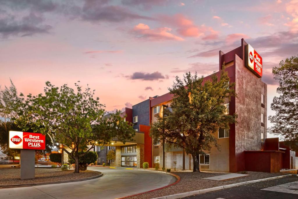 a rendering of a hotel with a for lease sign at Best Western Plus Sun Canyon in Sierra Vista