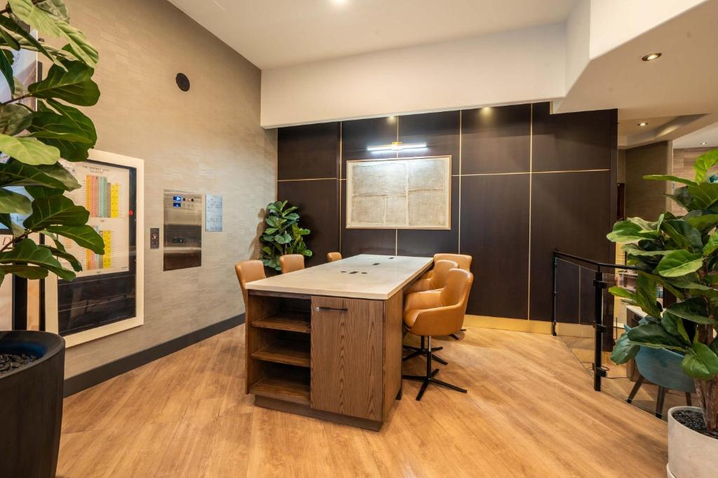 Sandman Hotel Vancouver Downtown - Resim 6