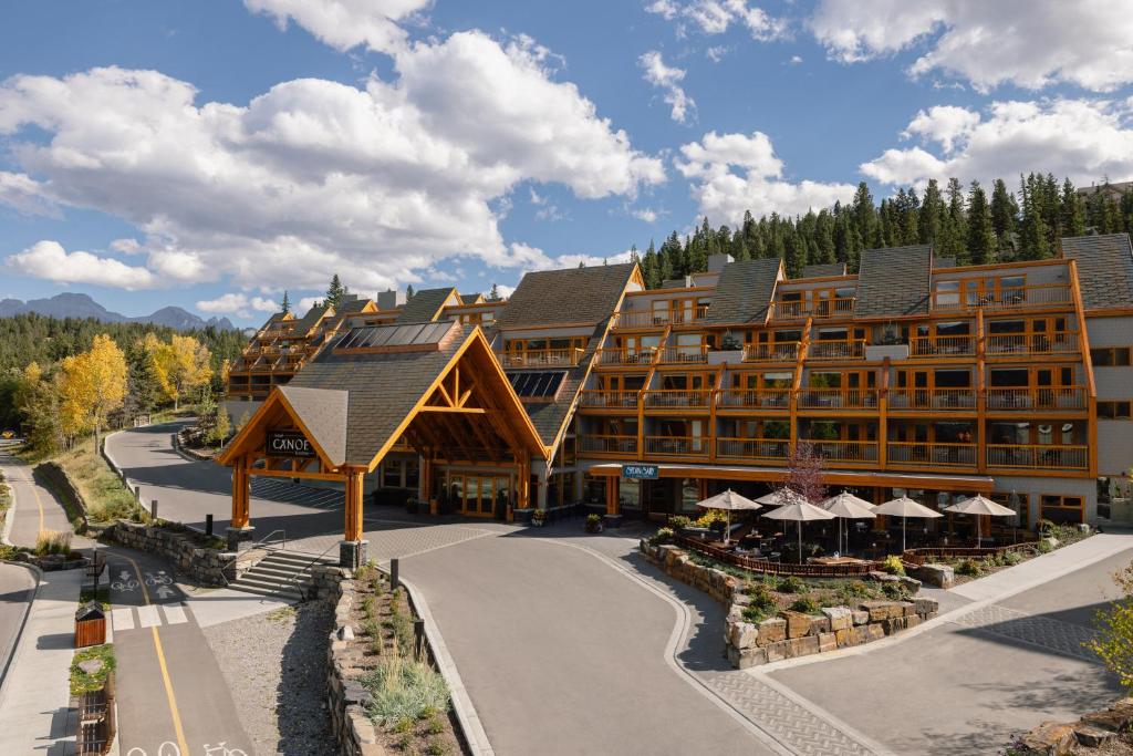 Hotel Canoe and Suites photo