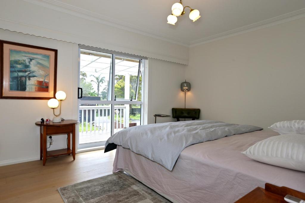 Holiday house in totara park