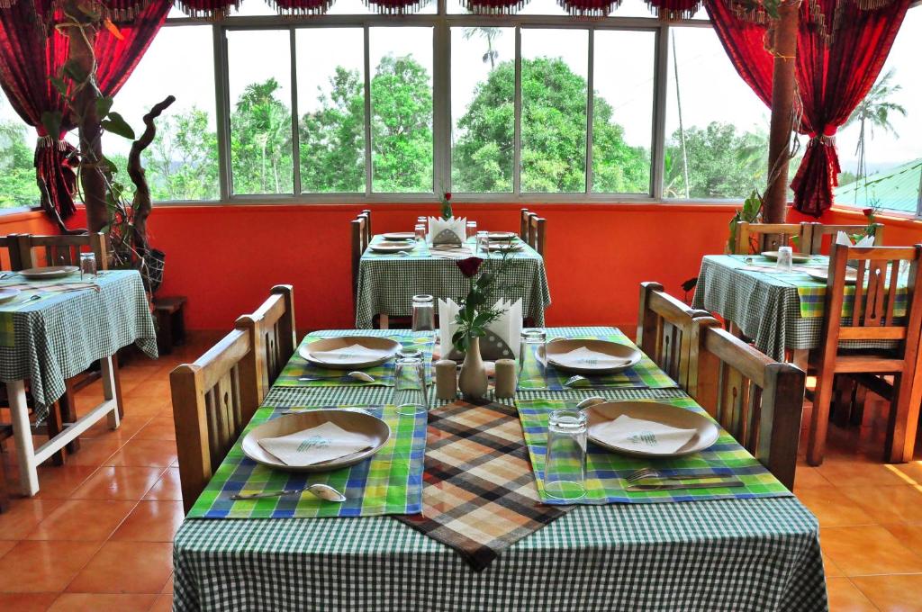 Restaurace v ubytování Bellavista Resort Munnar