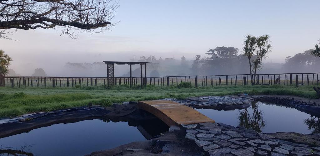 Holiday house in totara park - Resim 16