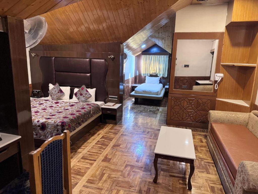 OPERA INN - Suite Familiar