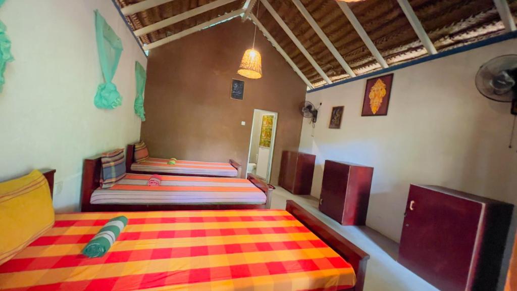 Jungle Host Hostel And Tree House - 11