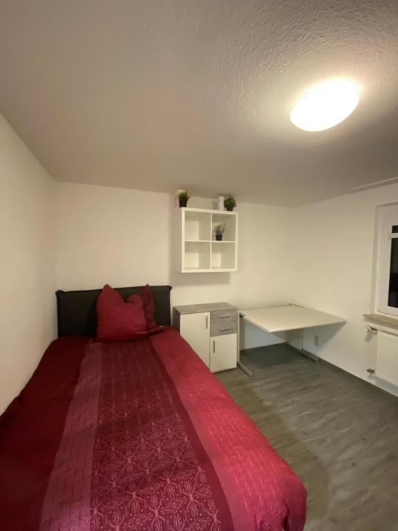Postel nebo postele na pokoji v ubytování kleine aber feine Einzimmerwohnung in top Lage