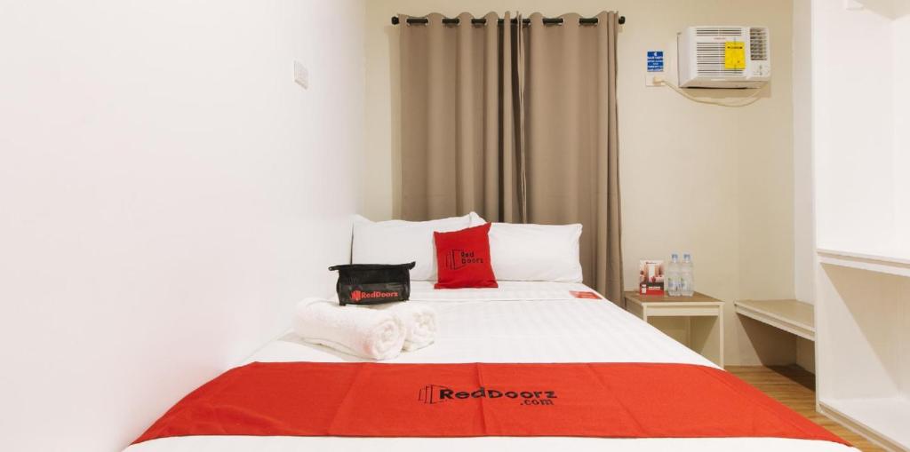 RedDoorz @ Golite Old Albay - Standaard Tweepersoonskamer
