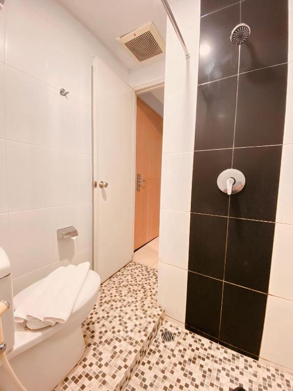 Vannituba majutusasutuses Studio One Thamrin Hotel