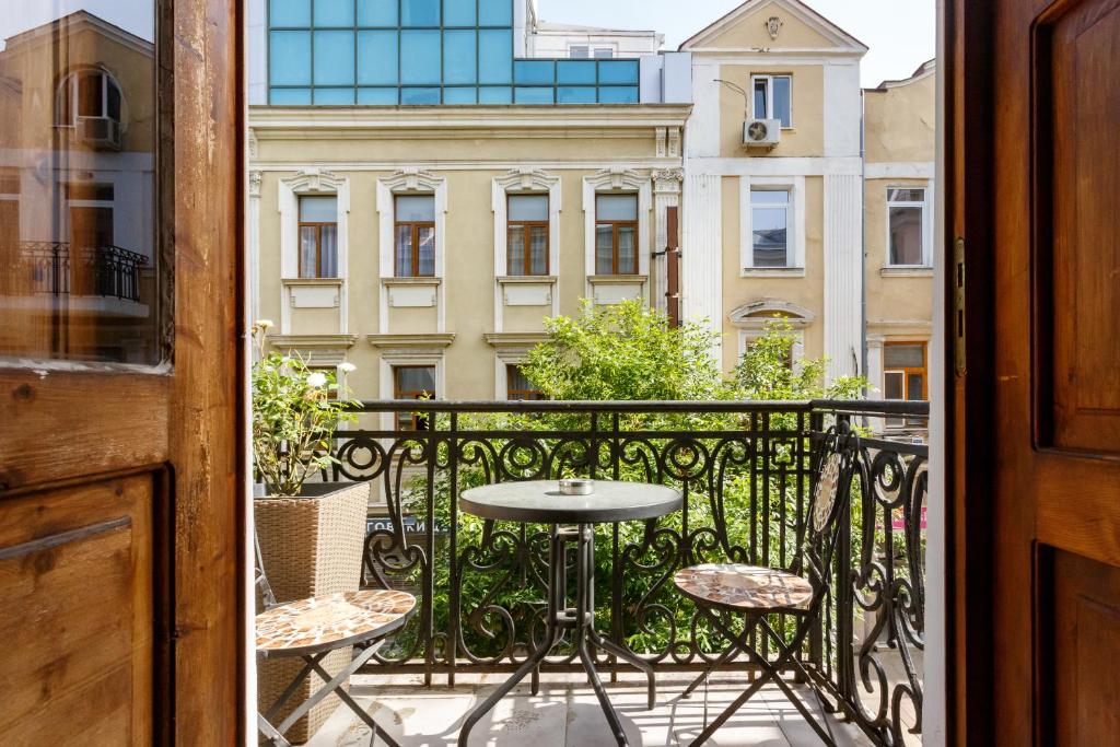 Balkón nebo terasa v ubytování City Center Stylish 3 Bedroom Apartment