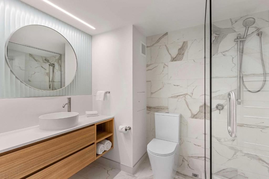 Koupelna v ubytování Hotel Elms Christchurch, Ascend Hotel Collection