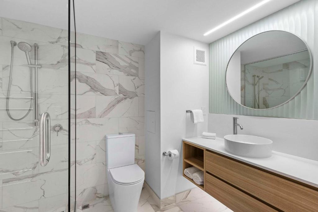 Koupelna v ubytování Hotel Elms Christchurch, Ascend Hotel Collection
