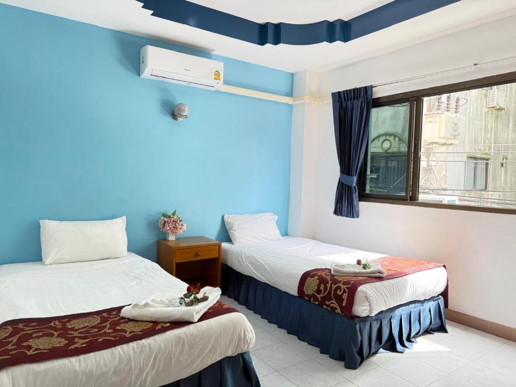 Heaven House Restro & Bar - Resim 25