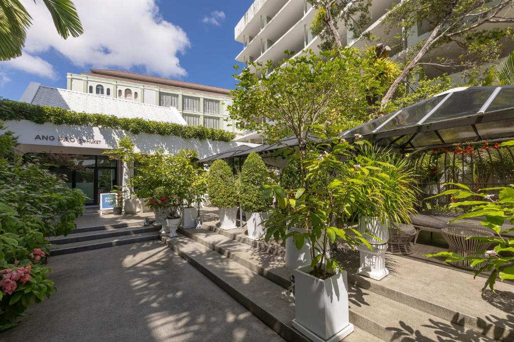 Zahrada ubytování Ang Pao Hotel Phuket