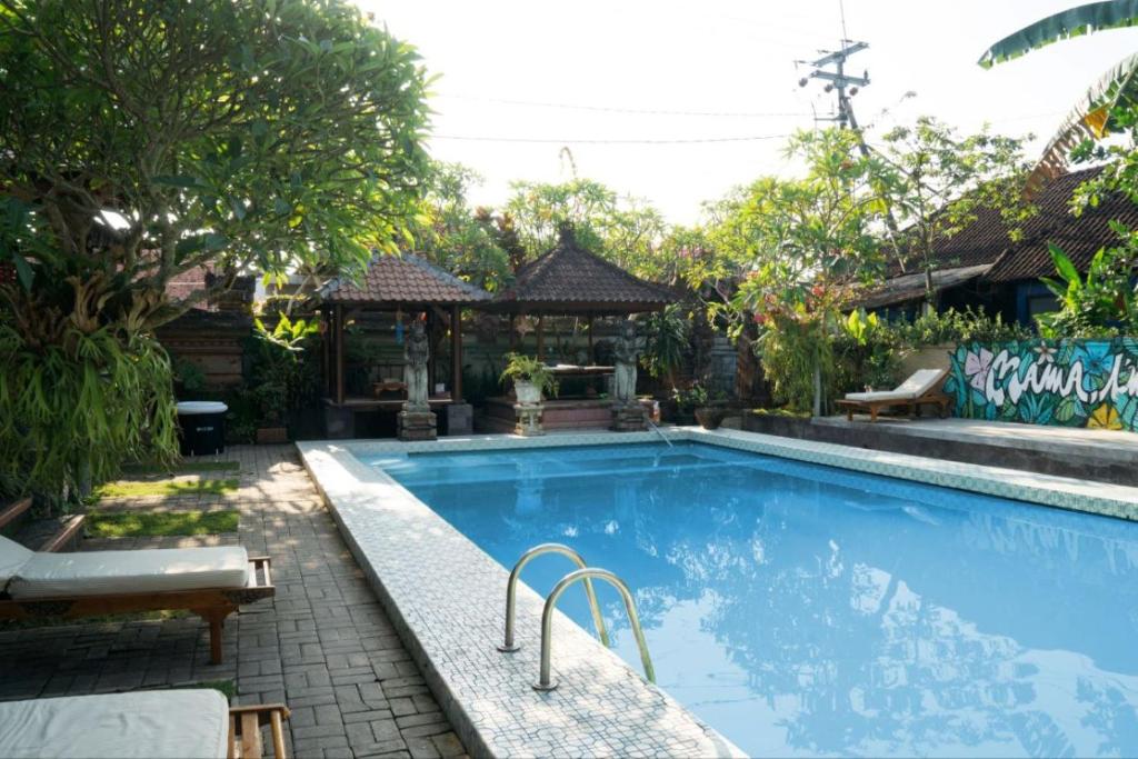 Bazén v ubytování Ubud Backpacker Hostel nebo v jeho okolí