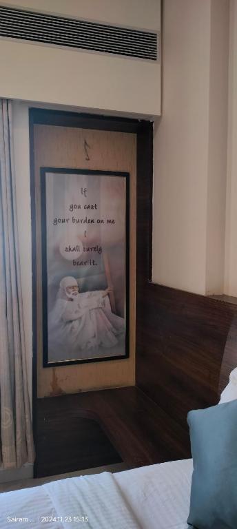 Postel nebo postele na pokoji v ubytování Hotel Saishree`