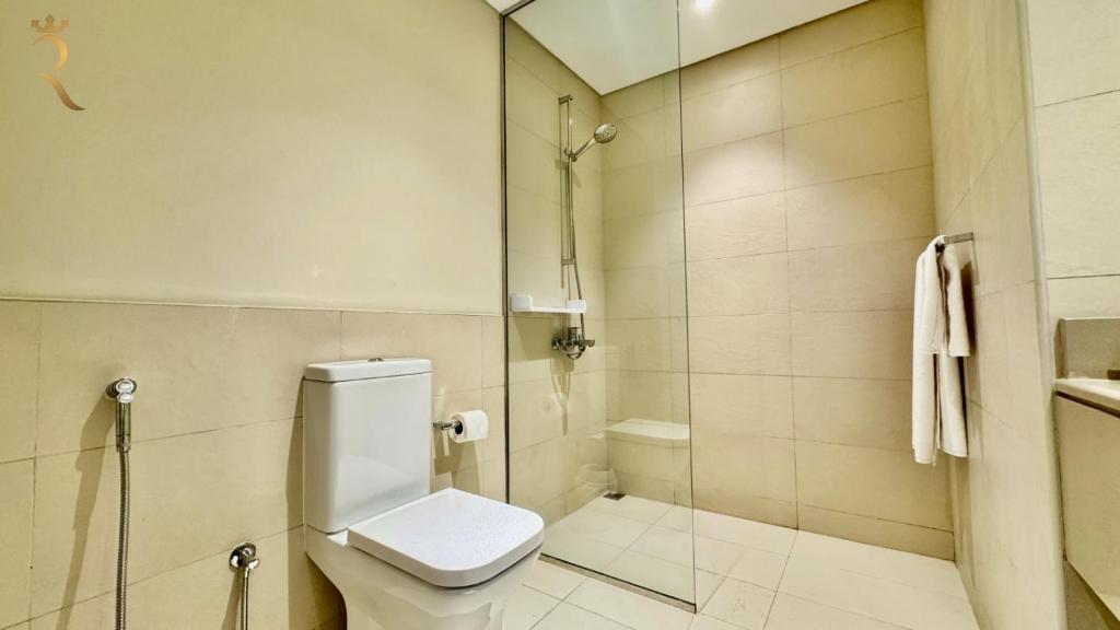Koupelna v ubytování 1BR Waters Edge apt in Yas Island with Private Balcony
