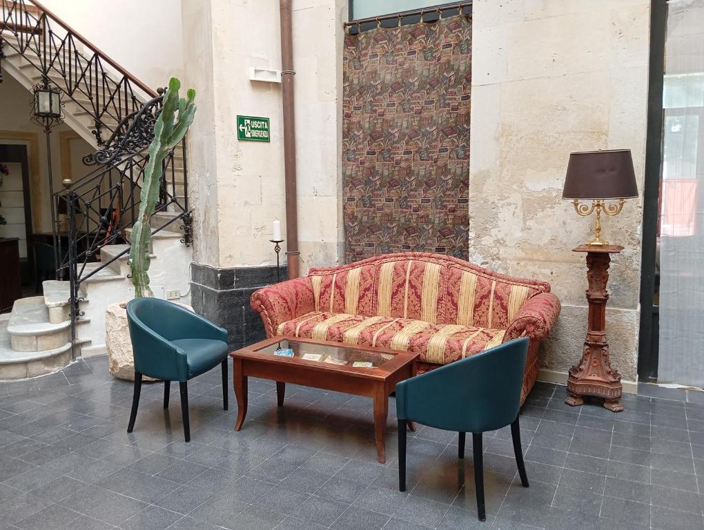 Posezení v ubytování Le due Sicilie-Guest House