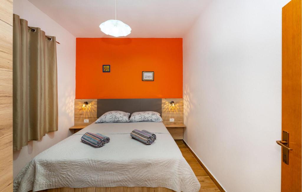Posteľ alebo postele v izbe v ubytovaní 2 Bedroom Amazing Apartment In Modric