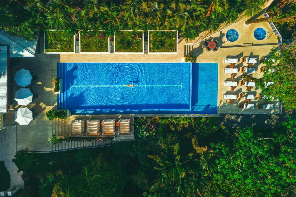 Bazén v ubytování Los Altos Resort nebo v jeho okolí