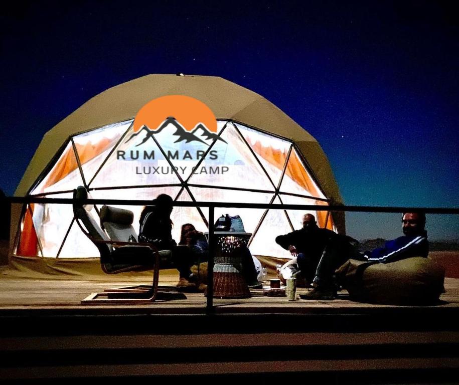 Hosté ubytování RUM MARS lUXURY CAMP