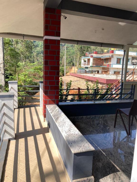 Balkón nebo terasa v ubytování AKSHAYA 3 BHK Villa