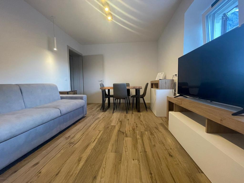 SnowLake Suite & Apartment - Apartment - Ground Floor
