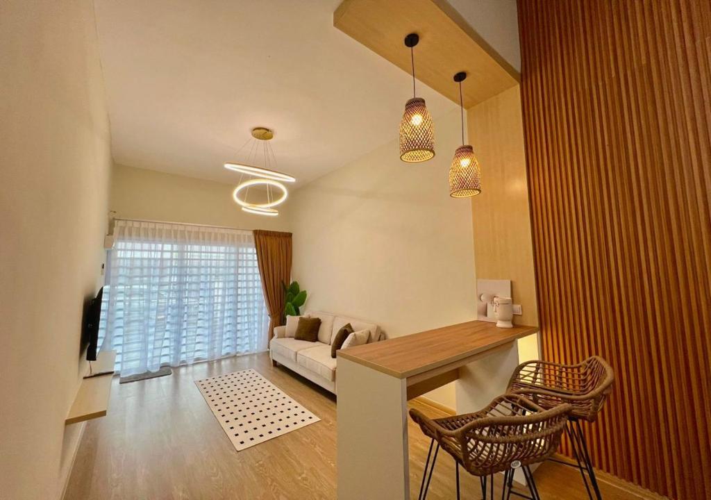 Μια τηλεόραση ή/και κέντρο ψυχαγωγίας στο Polo Stay, 4 bedroom Single Storey house Ipoh for 10 pax